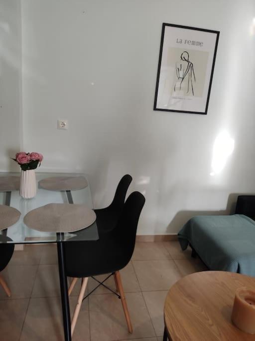 Montnoir Appartement Mavrovoúnion Exteriör bild
